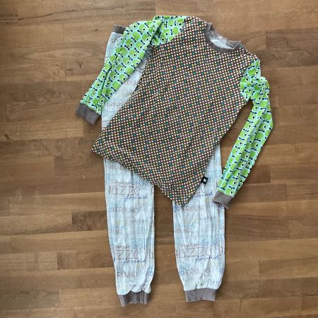 Pyjama, Dots/Apple, Selfmade, Grösse 158