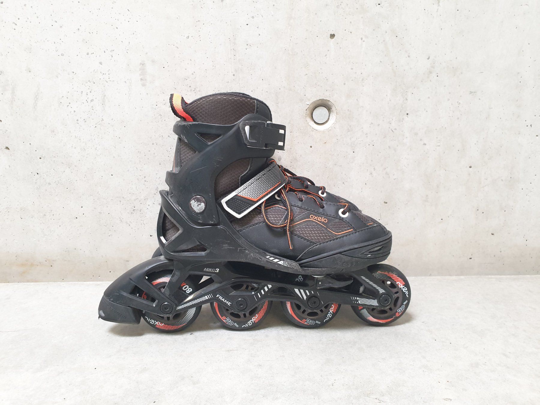 Oxelo Pattini in linea & Pattini a rotelle: Roller en ligne Oxelo, garçon, pointure 32 à 35 – Usato da Fribourg venduto da fripons 2