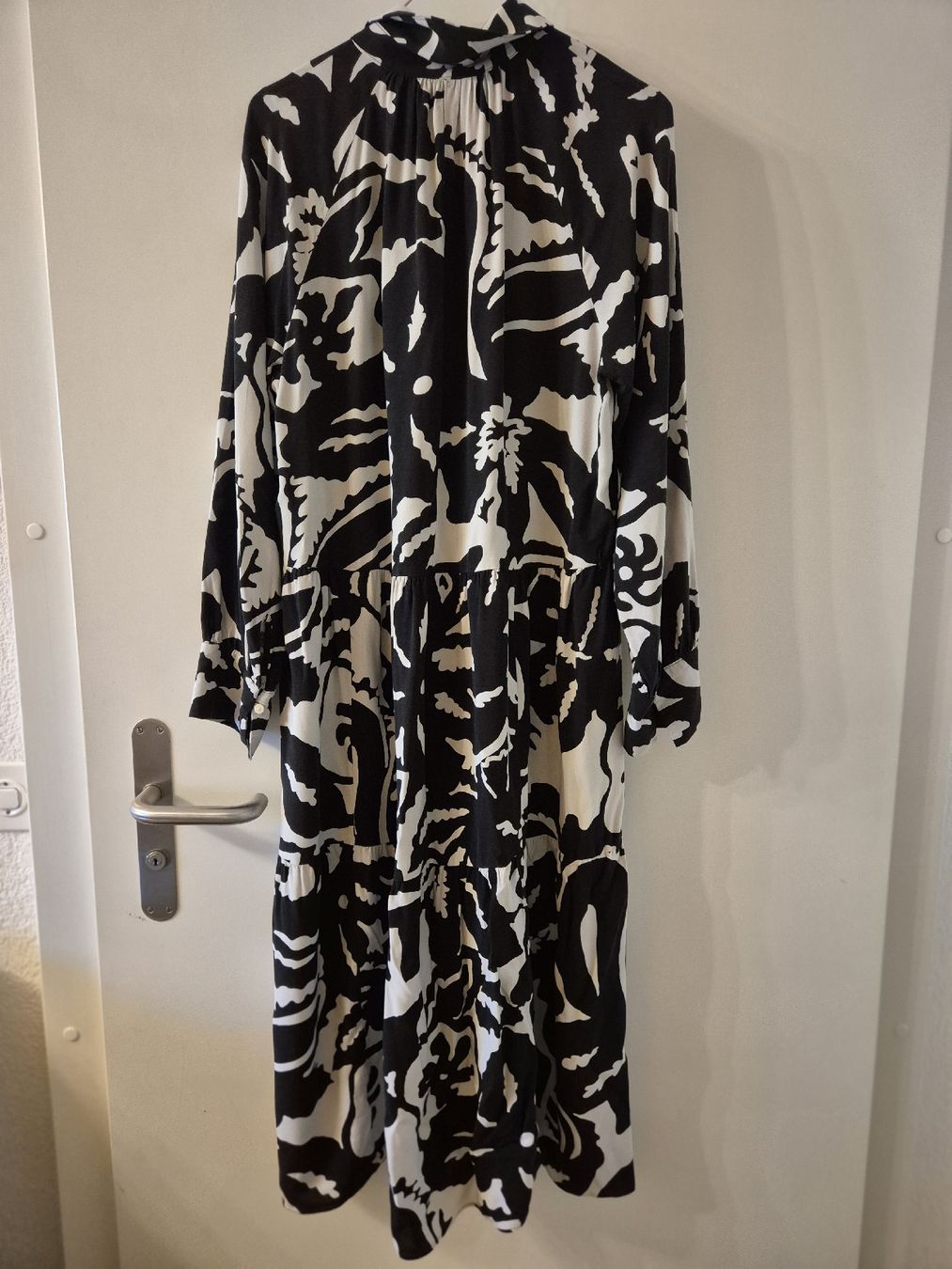 H&M Kleider: Kleid Gr. S – Gebraucht aus Thalwil von Briscolina 1