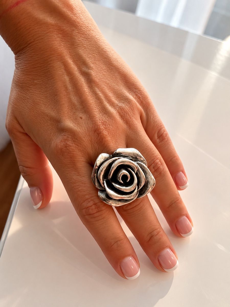 Anelli: Silver rose design ring 925 – Usato da St gallen venduto da Ellenis 1