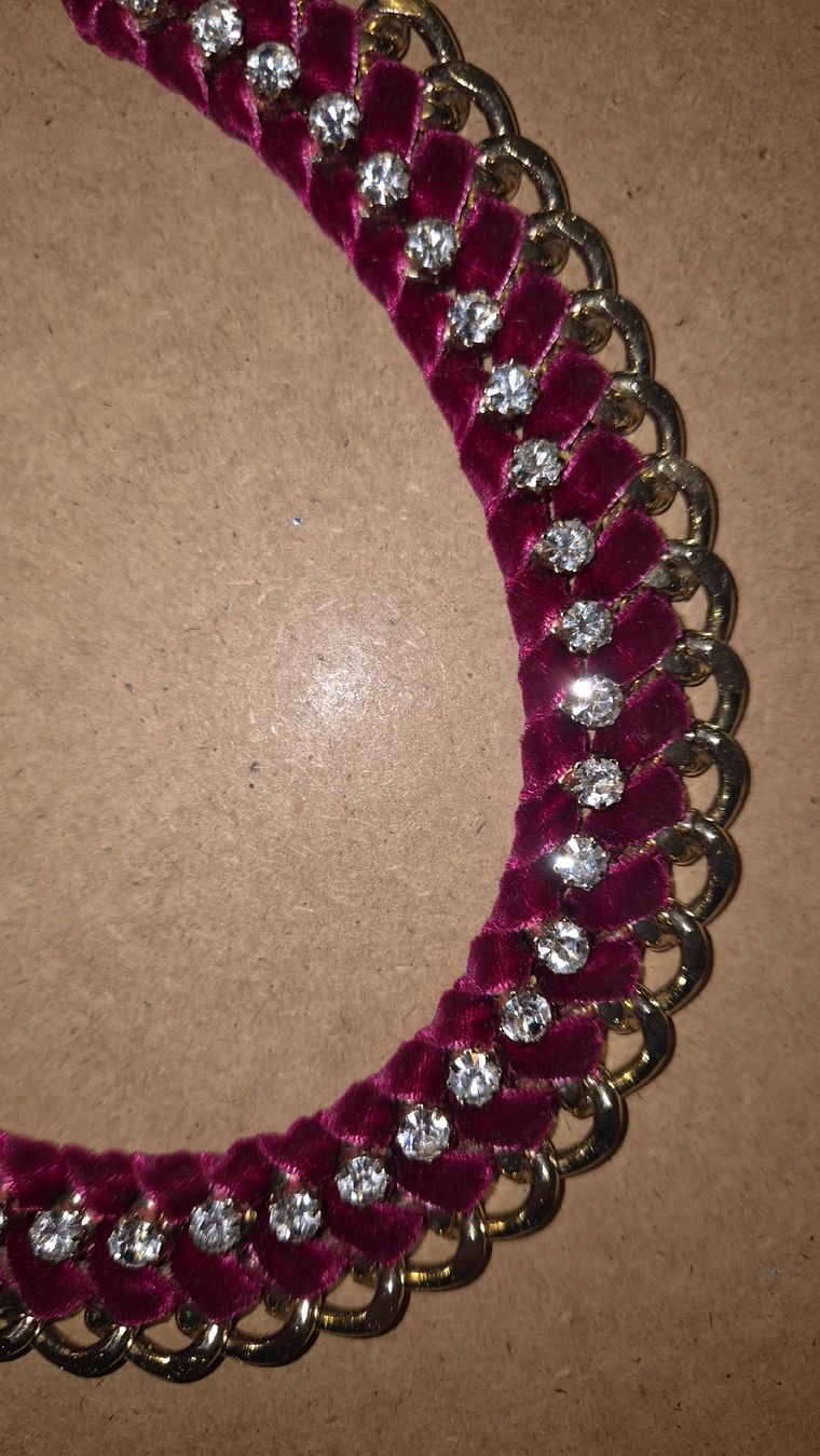 Ketten: Statement Kette Samt bordeaux Strass goldfarben  – Gebraucht aus Kölliken von MissesBossTop1 2