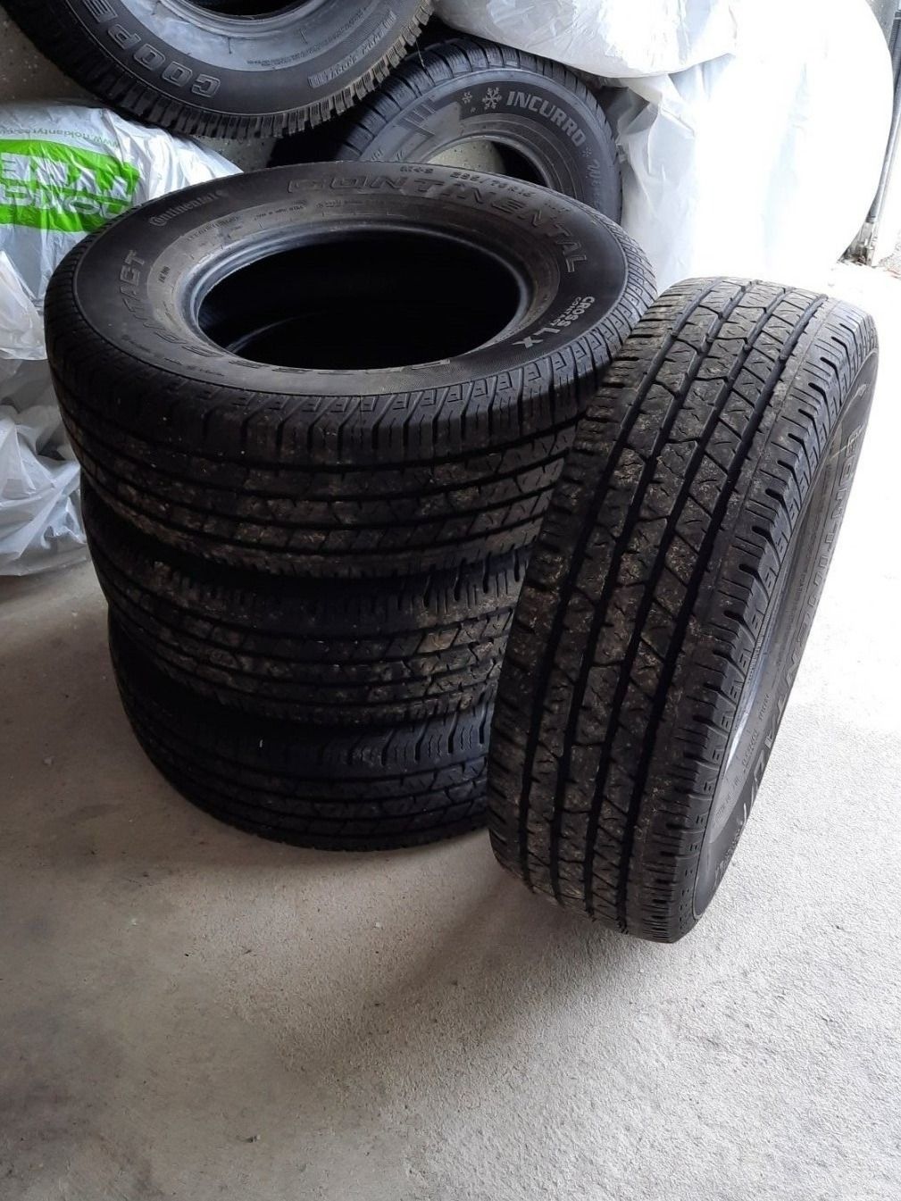 Pneumatici & Ruote complete: 4 x 255/70 R16 111T Continental M+S – Usato da Bronschhofen venduto da Atom999