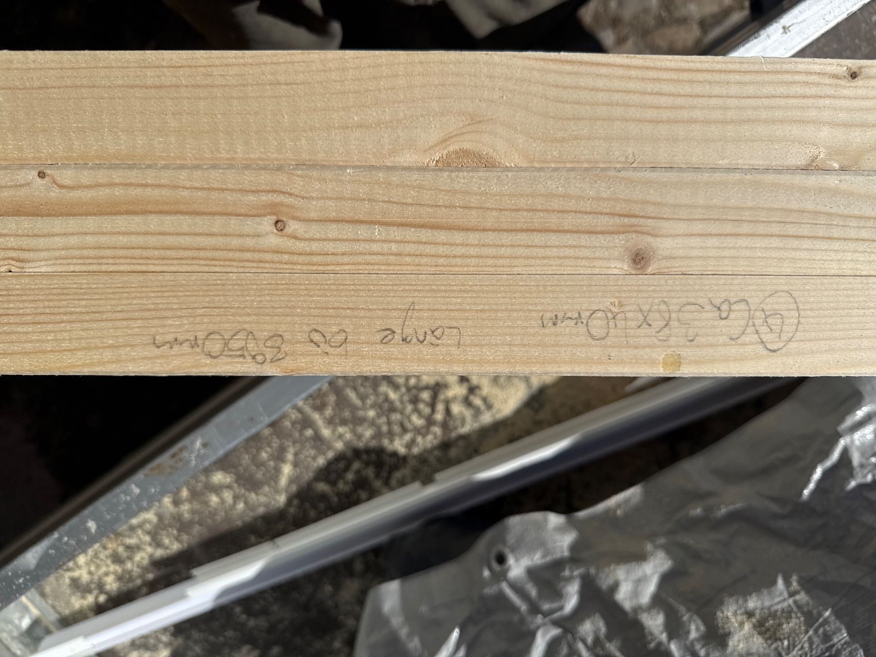 Articoli in legno: Holzlatten 12 stk – Usato da Langnau i. E. venduto da Acrjl 1
