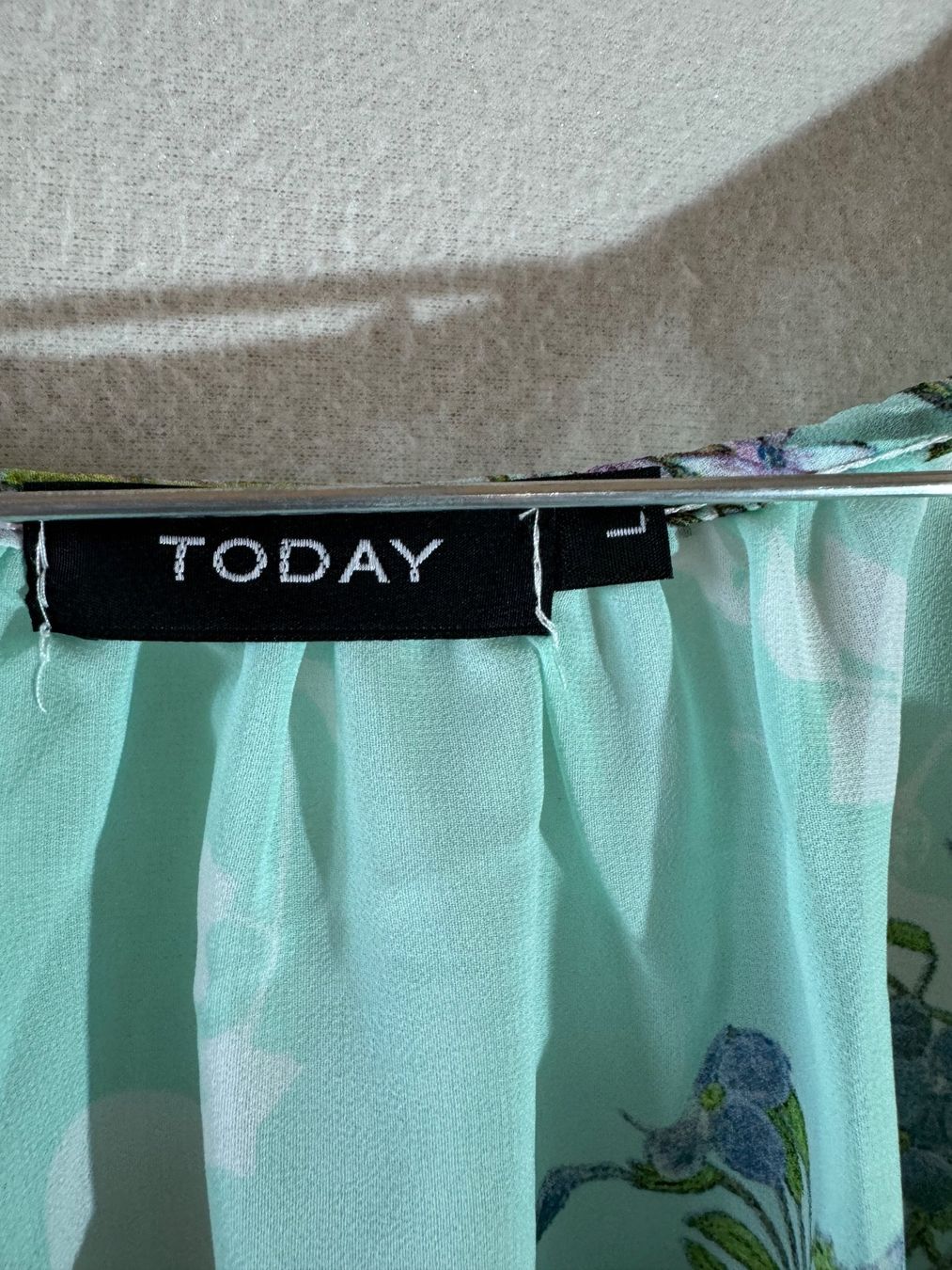 Camicette: Schöne Bluse mit floralem Muster Gr. L – Usato da Grosswangen venduto da SALE_SALE_SALE 1