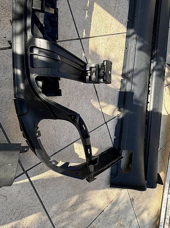 Tutti pezzi di ricambio auto: Porsche Cayenne 92A Stoßstangenhalter, Diffusor – Usato da Teufenthal AG venduto da and_m2fk 2