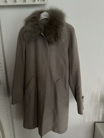 Weekend by Max Mara Wintermantel Grau mit Echtfellkragen