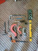 Coupe tubes et outils pour saniter