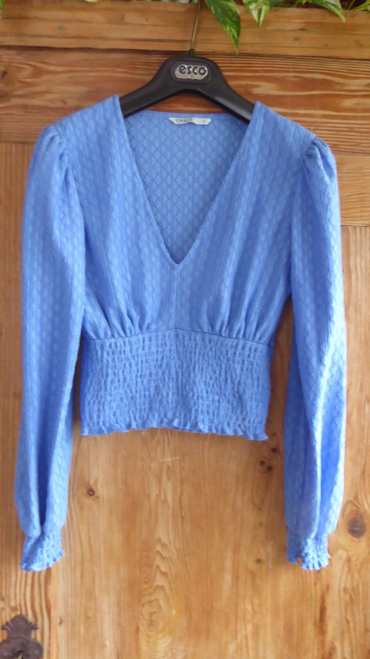 Only Camicette: schöne Langarm Bluse Gr XS ONLY – Usato da Sargans venduto da Benziner