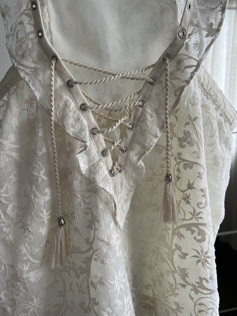 Kooples Tops: The Kooples Ecru Summer Top – Neuf (Voir description) à Colombier NE par Rain.. 4