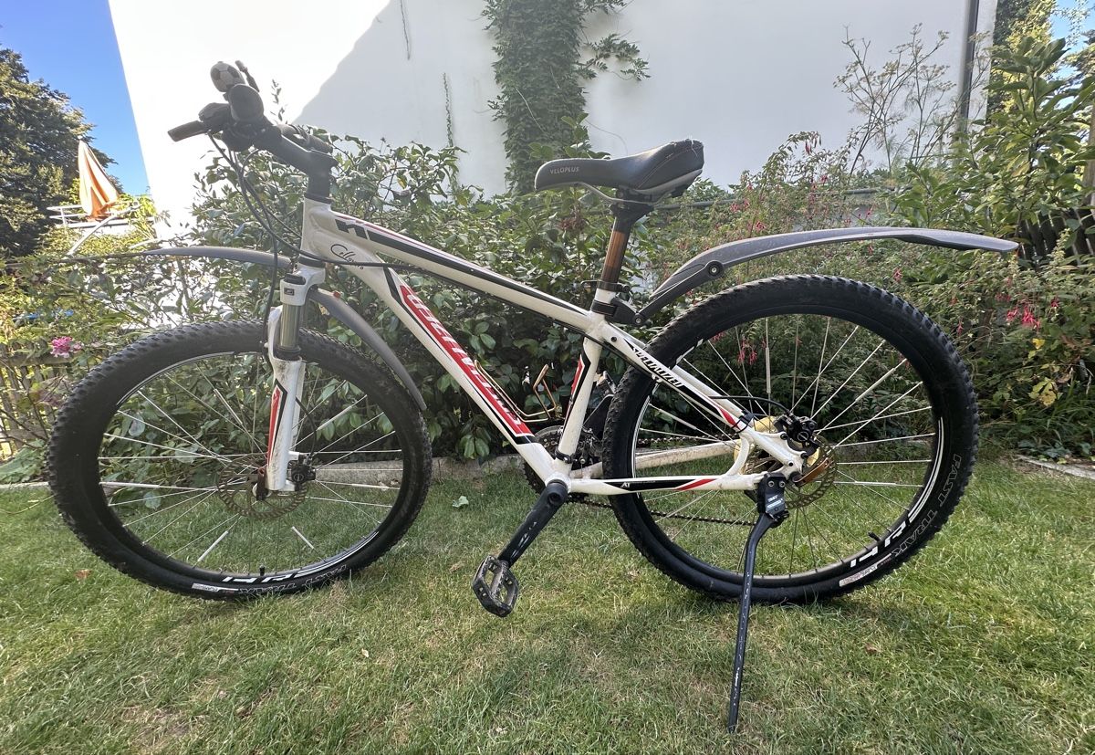 Specialized Velos: Specialized Hardrock Mountainbike – Gebraucht aus Riehen von Tignanello1