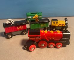 Brio Batterie Lok "Rote Lola" und Brio Safari Schiebezug
