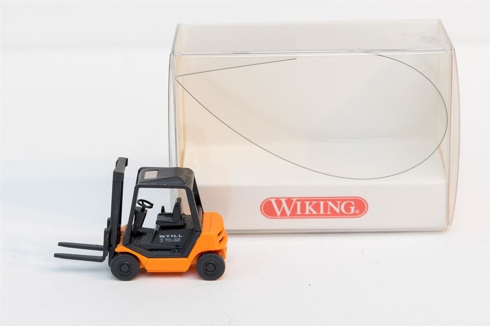 thumbnail image 2 of Wiking 066301 Still R 70-25 Forklift 1:87 H0 Scale Model - New In Original Packaging 2 of 2