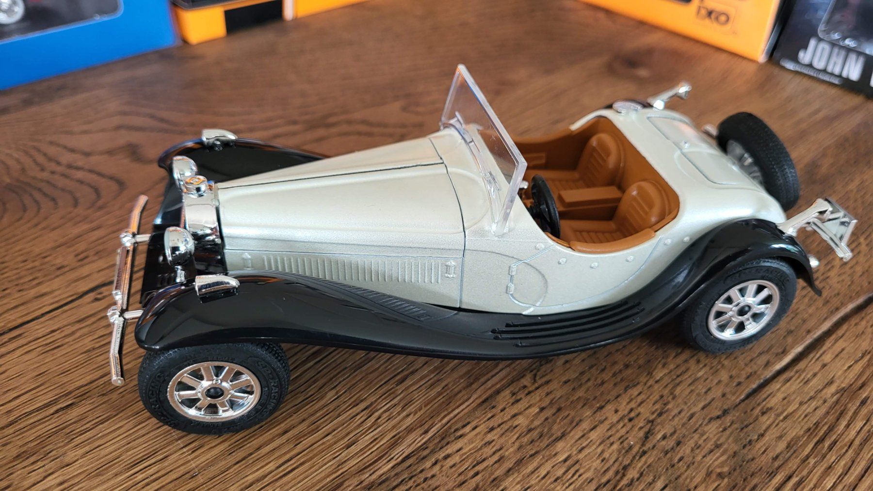 Voitures modèles: Bugatti 55 de la Chapelle 1:24 Tchibo – D'occasion à Rothrist par Juana5