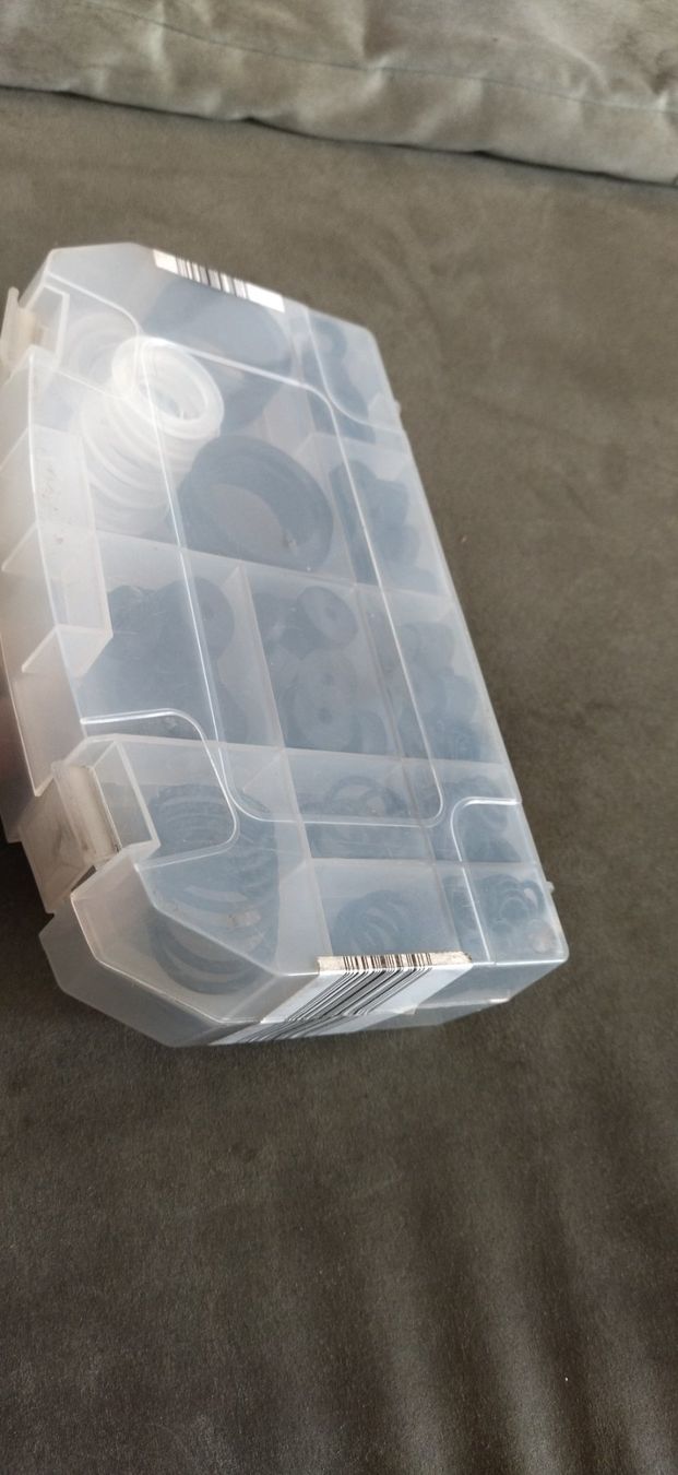 Sanitari: Box mit verschiedenen Dichtungen – Nuovo (secondo la descrizione) da Fahrni b. Thun venduto da Bergers_occasionen 3