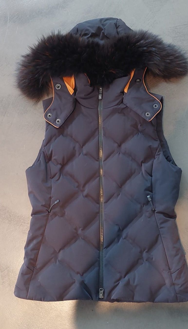 Mountain Force Gilets: Gilet der Marke Mountain Force – D'occasion à Buttisholz par Yreg