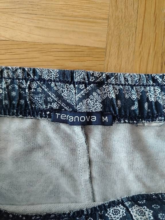 Pantalons: Pantaloncini – Neuf (Voir description) à Davesco-Soragno par Mia_sii 3