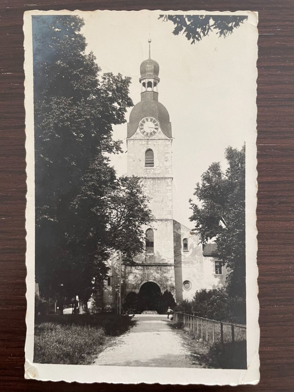 Cartoline postali: SCHÖNENWERD Kirche belebt – Usato da Wald ZH venduto da TLILEF