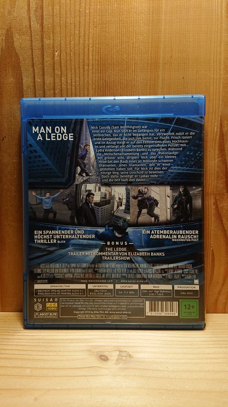 Tous les DVDs: MAN ON A LEDGE ein Riskanter Plan Blu-Ray – D'occasion à Wilderswil par Exebub 1