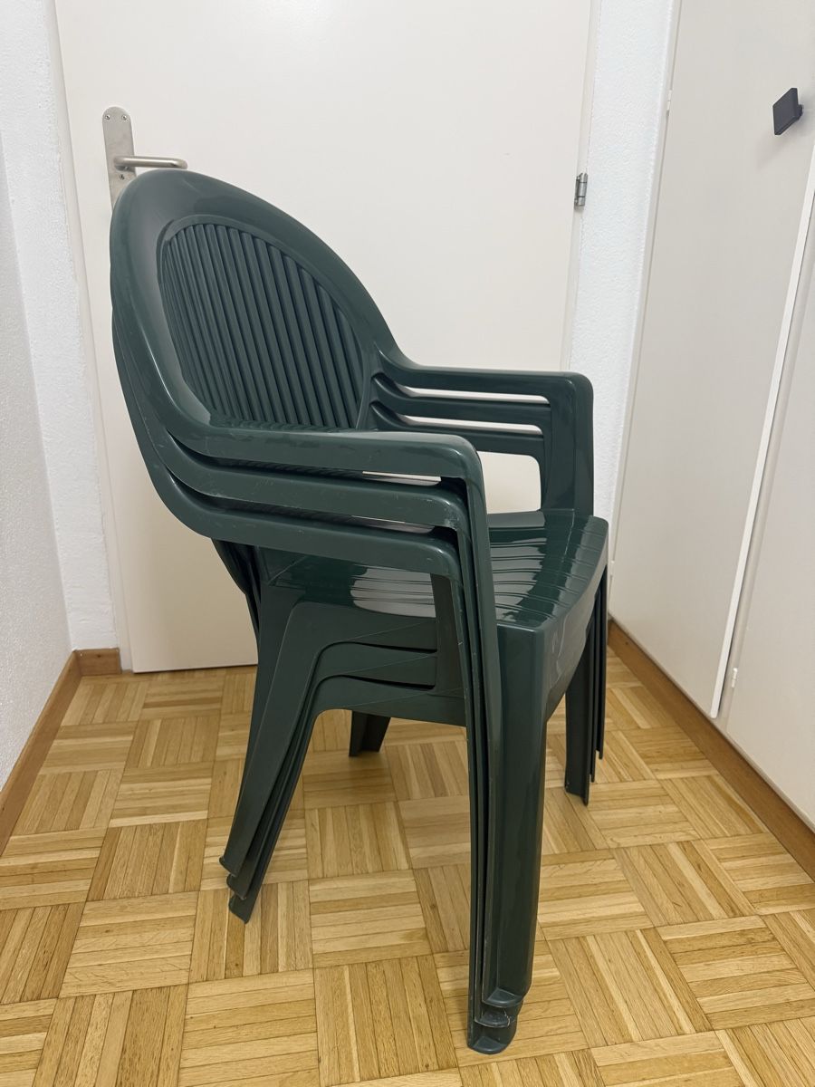 Sedie: 3 Plastikstühle  – Nuovo (secondo la descrizione) da Gossau SG venduto da cuk_fyc6 1