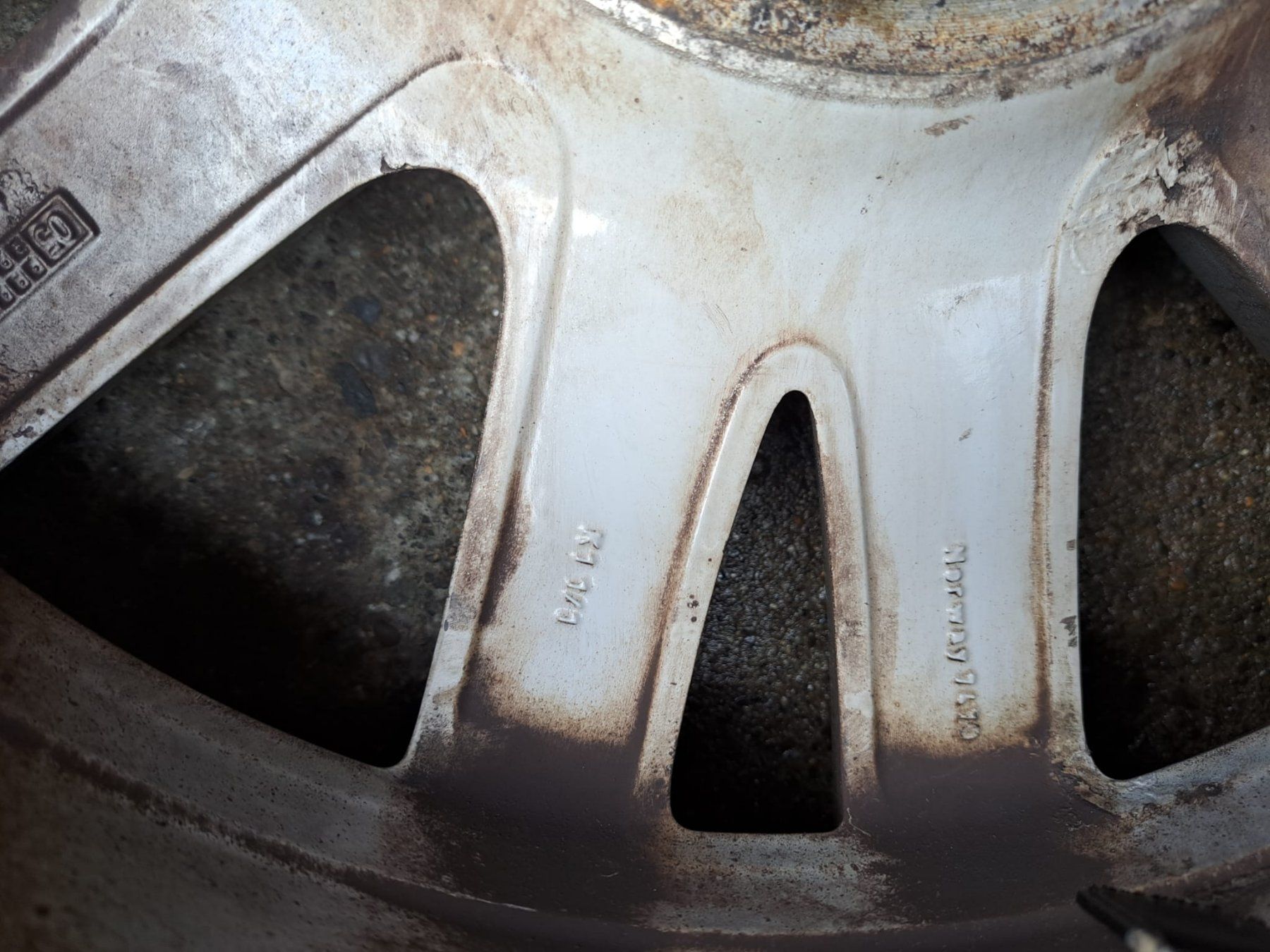 Volvo Pneumatici & Ruote complete: Volvo XC90 Räder – Usato da Rheineck venduto da volvo029 4