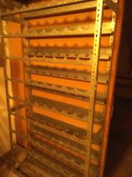 Weinregal aus Metall 