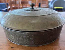 Vintage Messing-Dose handgraviert, Indisch/Orientalisch