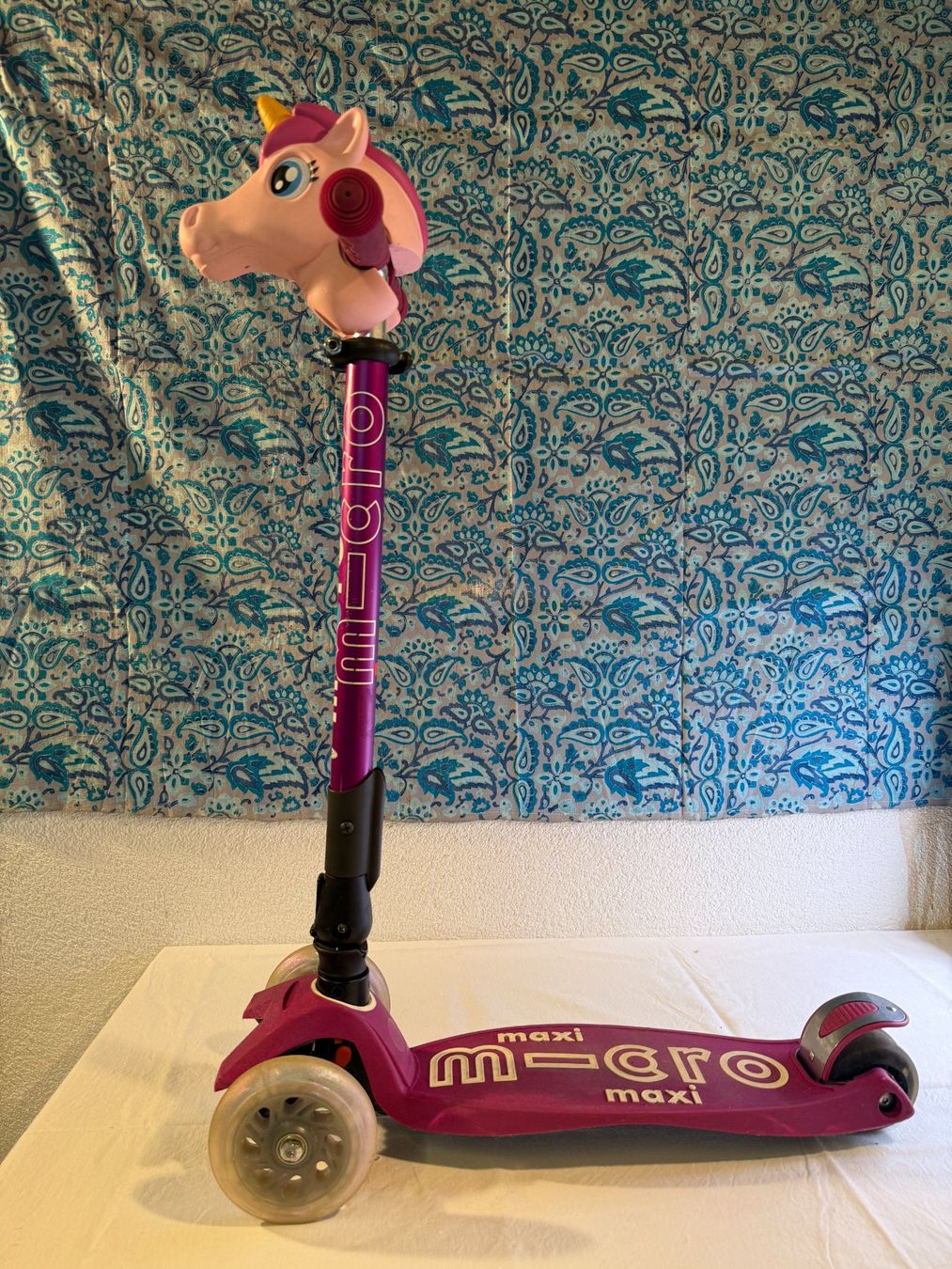 Micro Kickboard: Micro Maxi Scooter Einhorn lila Leuchträder – Usato da Zollikerberg venduto da lin_yc2n 2