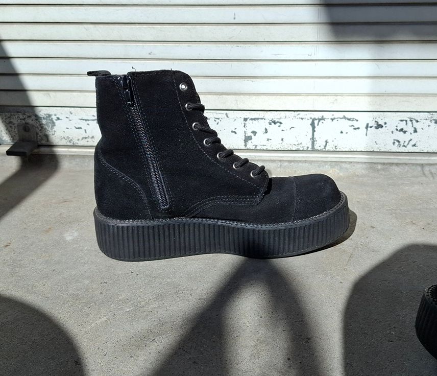 Scarpe da donna: T.U.K Platform Stiefeletten – Usato da Basel venduto da des_7shx 5