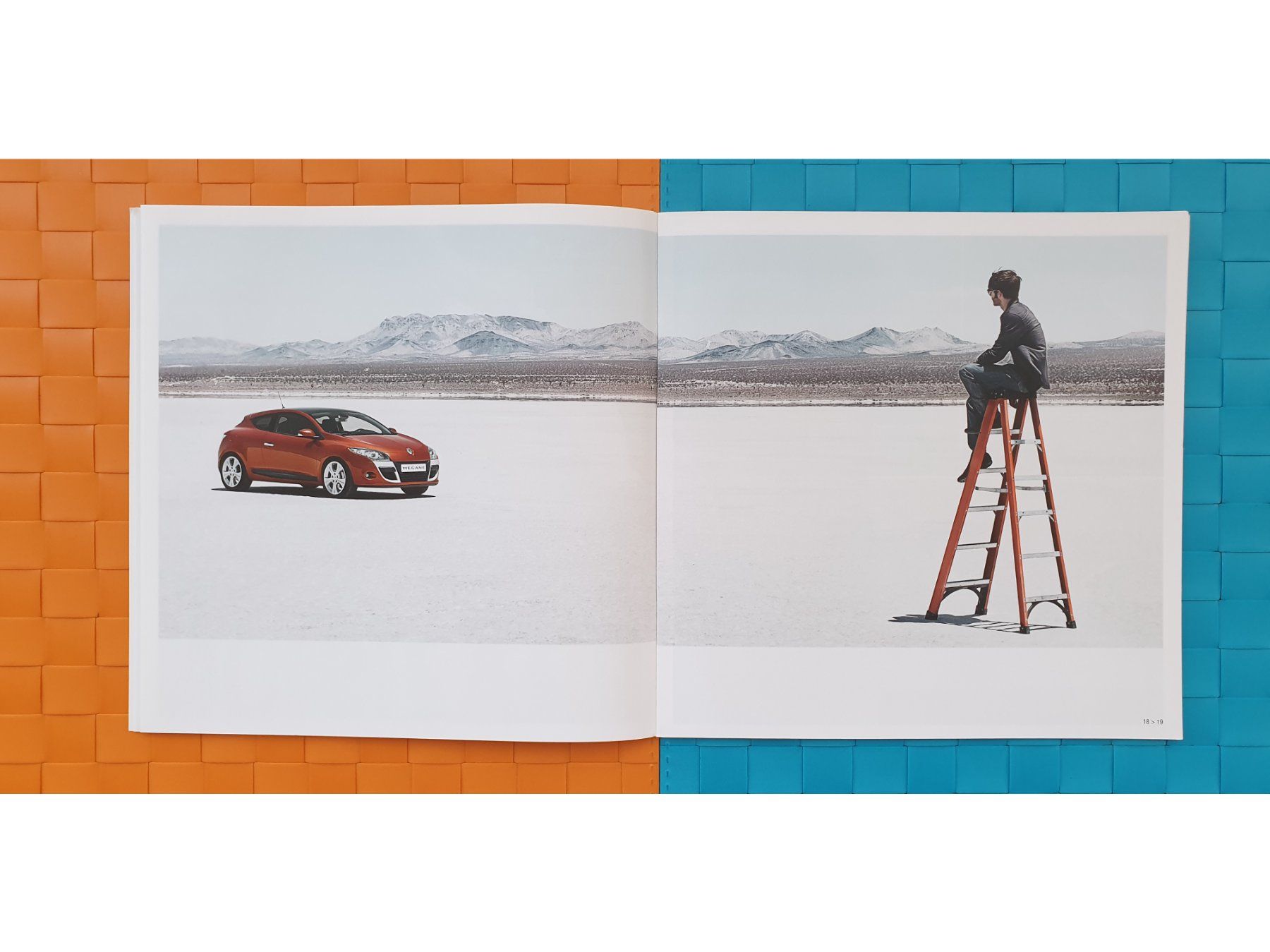 Riviste & Magazine: RENAULT MEGANE COUPÉ 2008 - Prospekt / Katalog – Nuovo (secondo la descrizione) da Viganello venduto da CARLiteratur 1