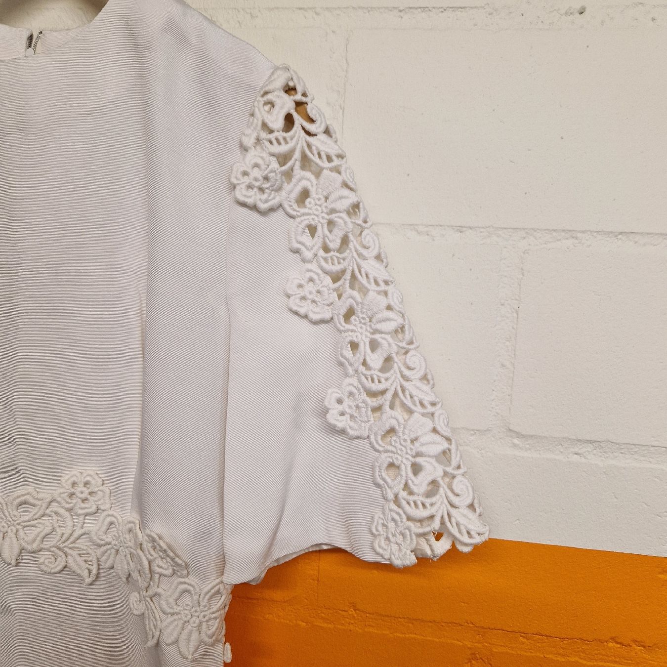 Vestiti: Weisses Hochzeitskleid mit Spitze - Grösse 36/S – Usato da Bern venduto da latrouvaillebern 4