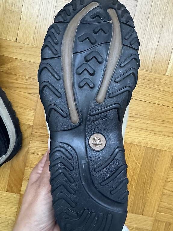 Herrenschuhe: Timberland chaussures cuir slip-on  42  – Gebraucht aus Chessel von fafyram 3