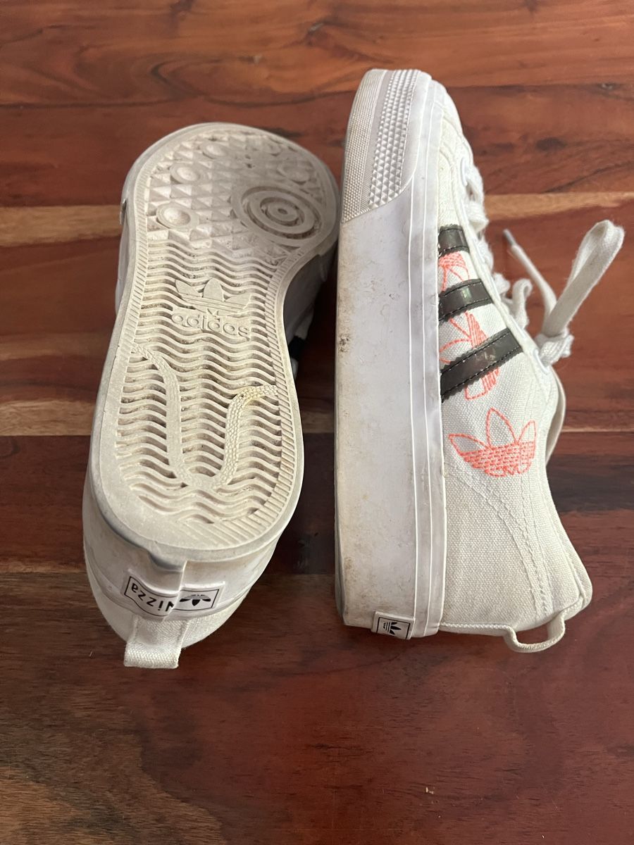 Adidas Scarpe da donna: Adidasschuh gr.38 2/3 – Usato da Luzern venduto da blackrose_101983 2