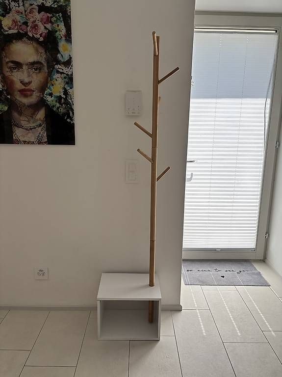 Porte manteau: Porte-manteau design – D'occasion à Fribourg par Brosciuttofunghi 1