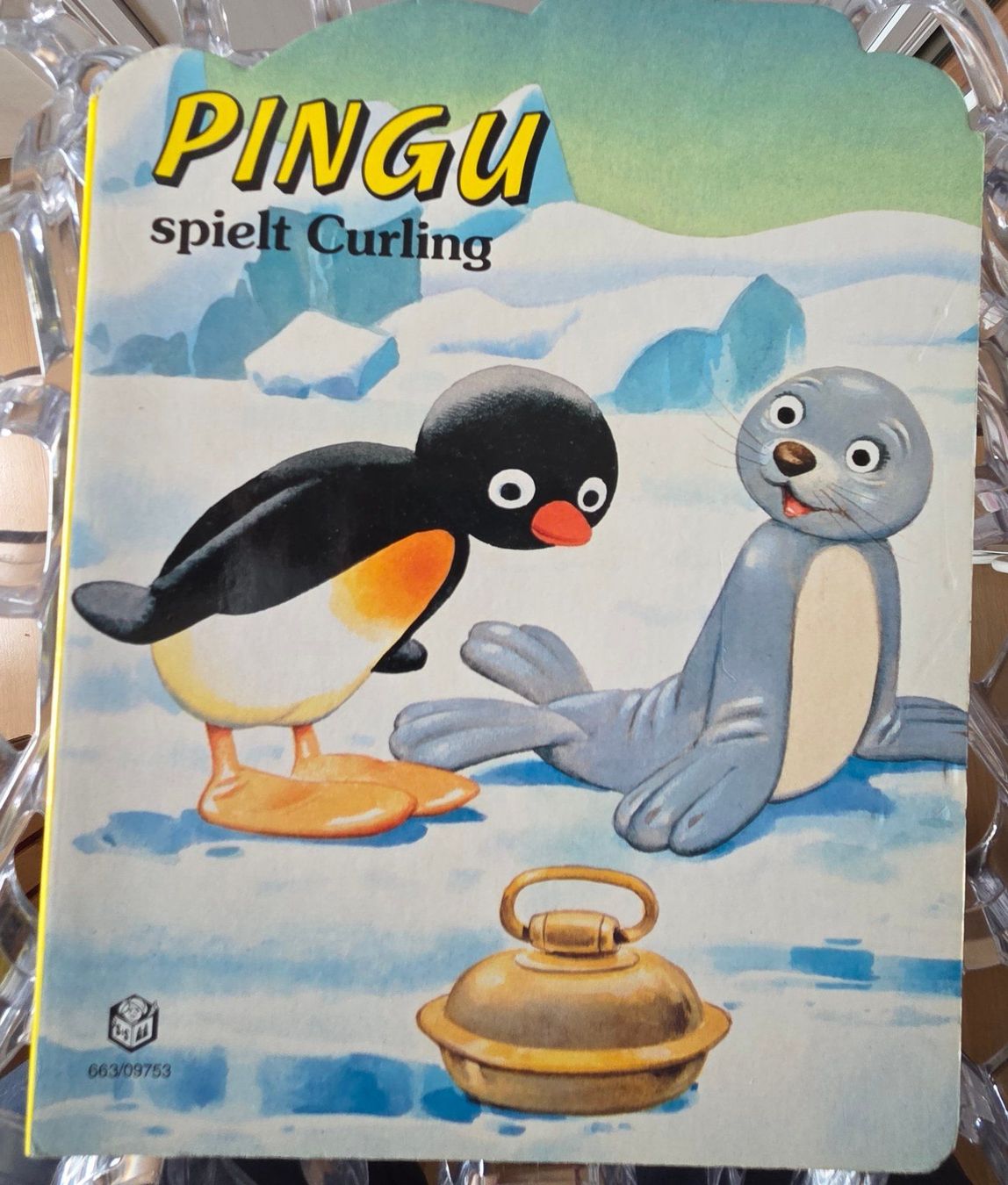 Libri: Pingu spielt Curling – Usato da Gossau SG venduto da tenerife11 1