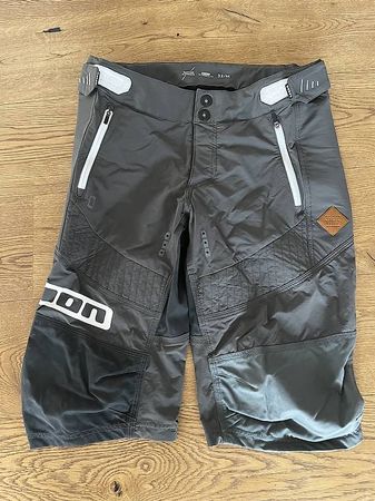 ION Bikehose Grösse 32/M