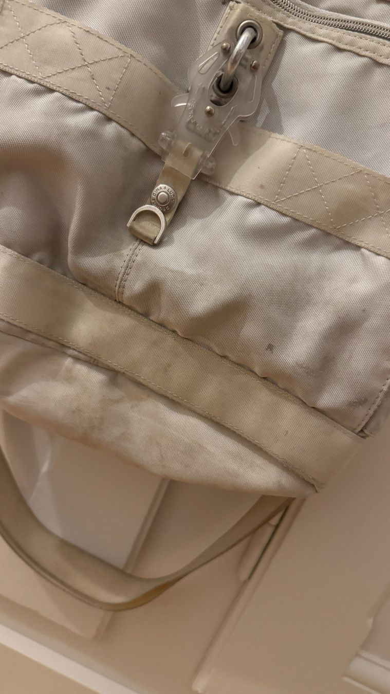 George Gina & Lucy Borse: George Gina & Lucy Tasche Weiss – Usato da Bern venduto da moritz.1st 4