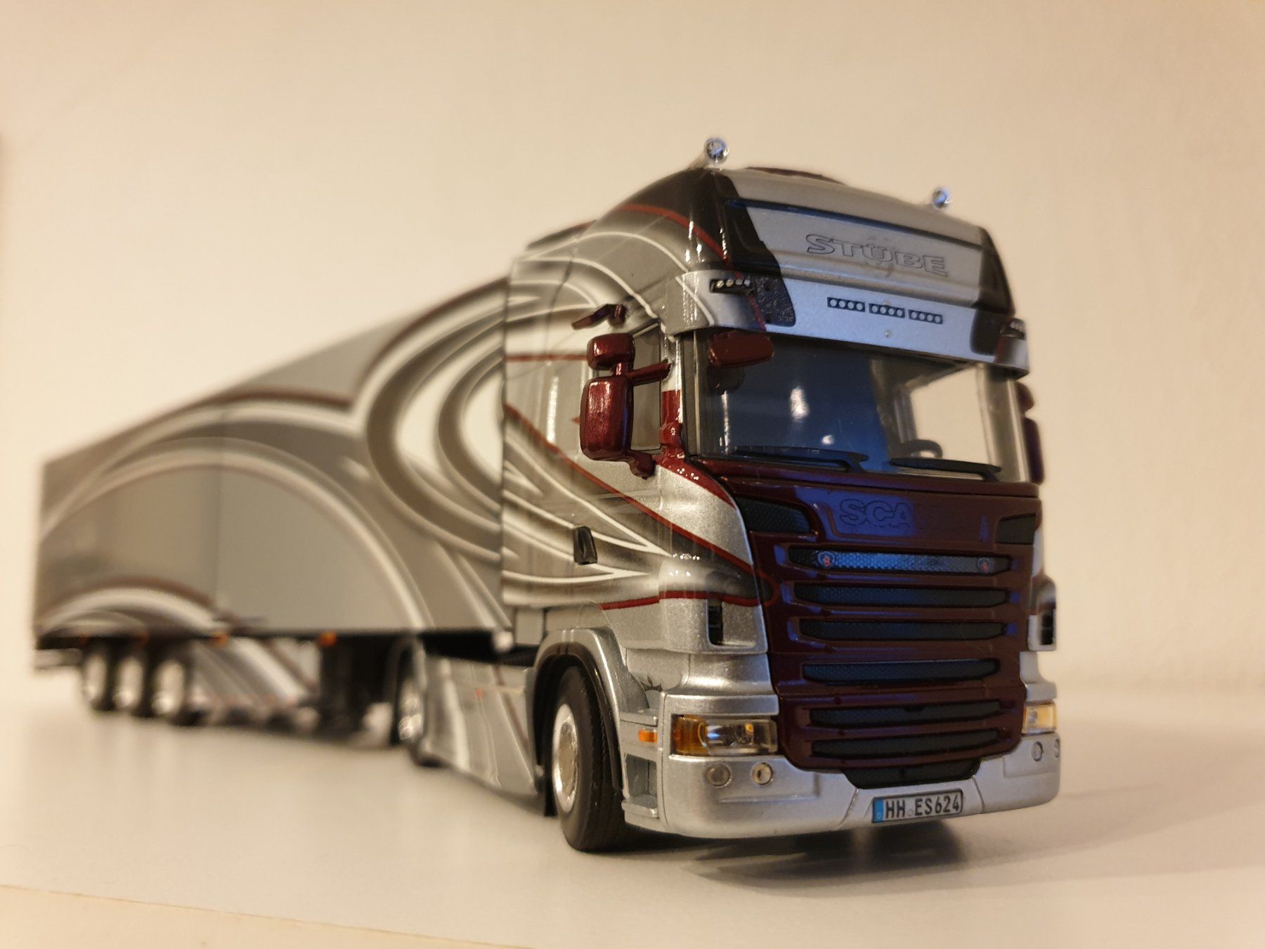 Kit di modellismo & Modellini statici: Lkw Modell 1:50 – Nuovo (secondo la descrizione) da Rickenbach LU venduto da trucker.s 1