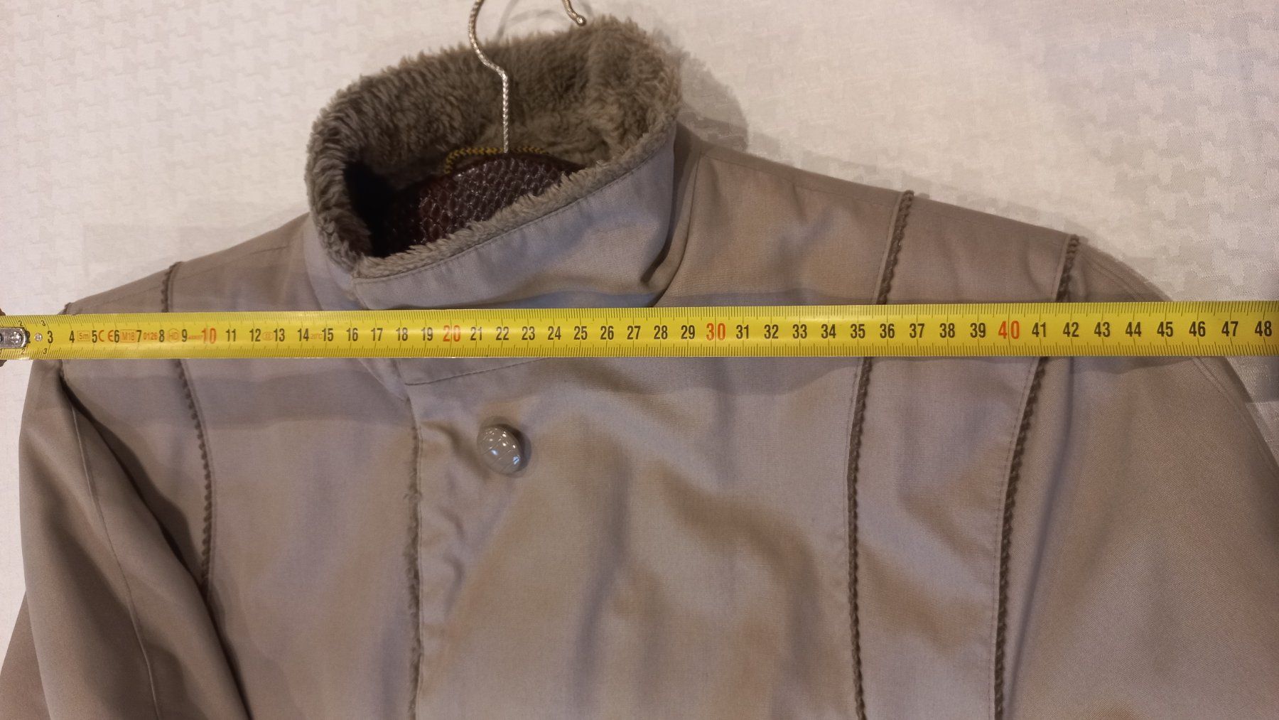 Cappotti: Manteau d'hiver chaud taille 42 C&A – Usato da Dompierre FR venduto da fat_xth5 7