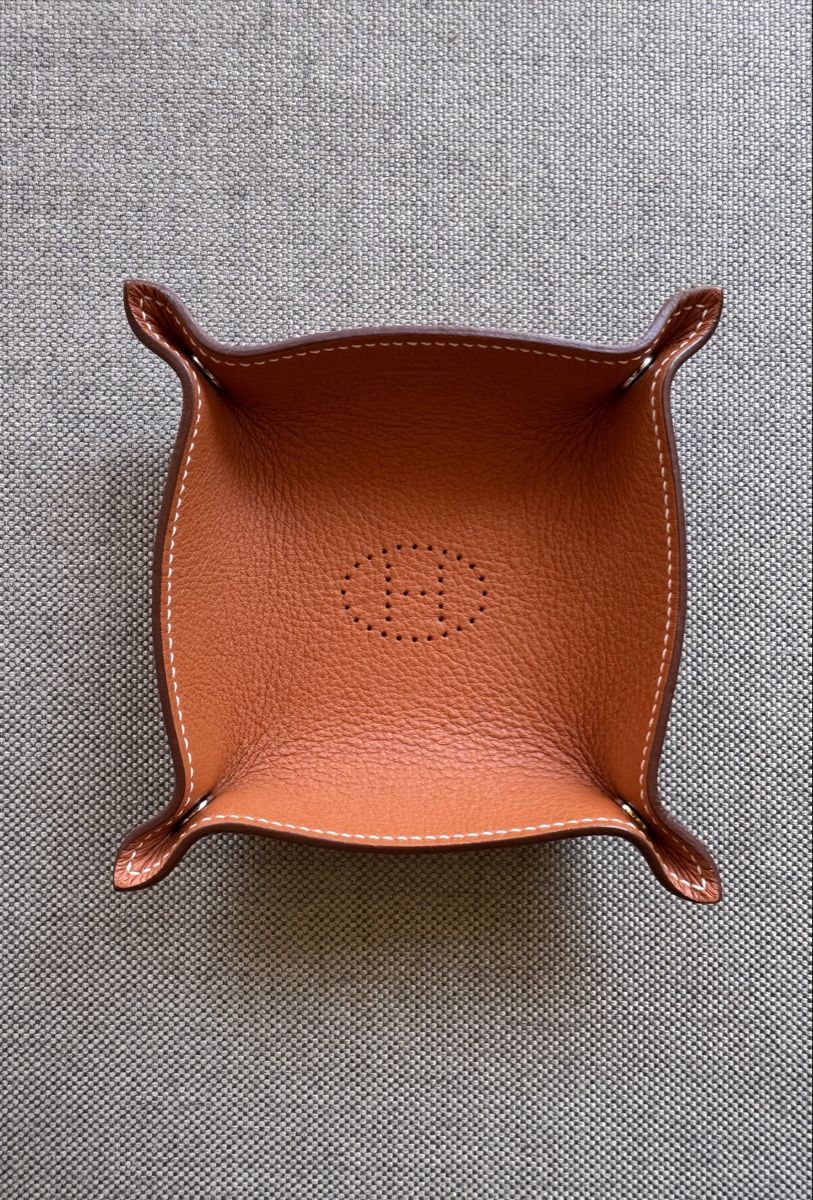 Hermès Piatti di portata: Hermès Vide Poche / tray – Usato da Fully venduto da Fashion_Mania