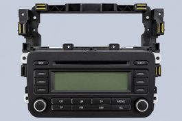 VW Autoradio RCD 210 - Top Zustand für dein Auto!