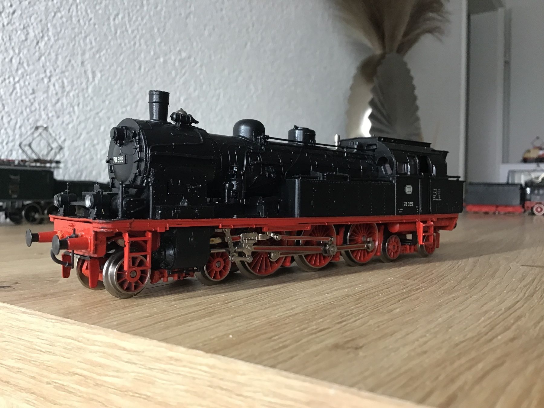 Märklin Modellini di ferrovie: Märklin DB 78 355 H0Gleichstrom Trixsystem – Usato da Männedorf venduto da Modelle-aller-Art