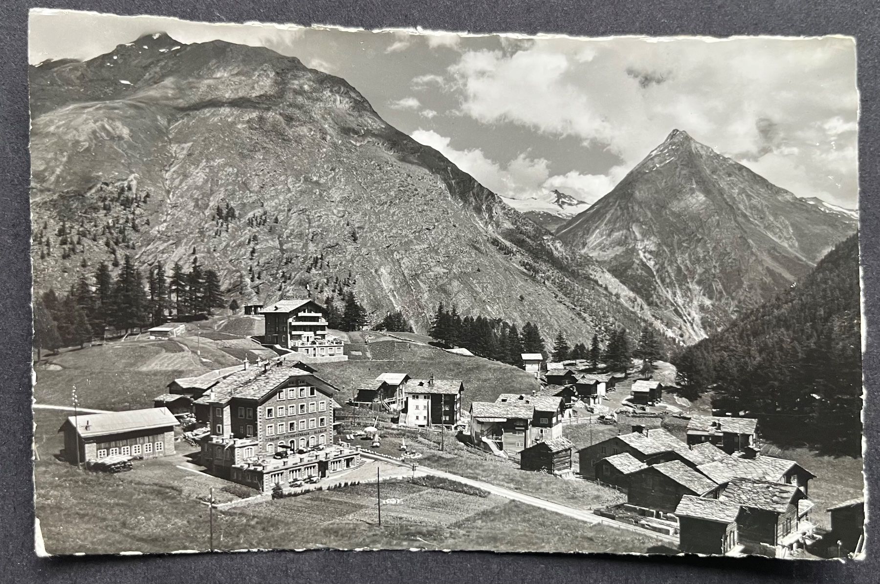 Cartoline postali: Saas -Fee / Almagelhorn, ca. 1950 – Usato da Ostermundigen venduto da DaxKarten-75
