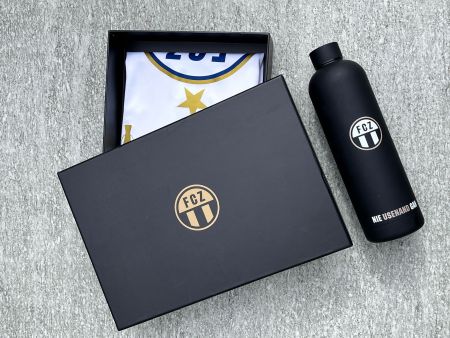 FCZ Meistershirt 2021/2022 mit Box und Flasche, Rarität