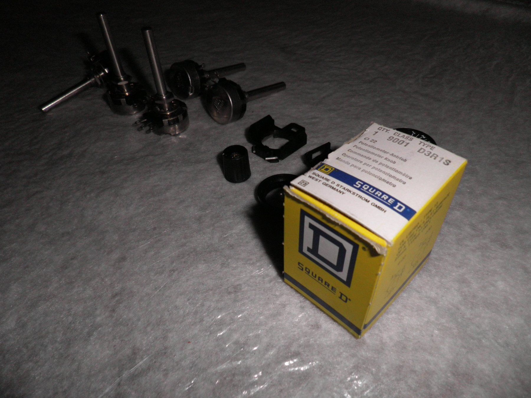 Componenti elettronici: Potentiometer – Nuovo (secondo la descrizione) da Oftringen venduto da shoptwotrade 3