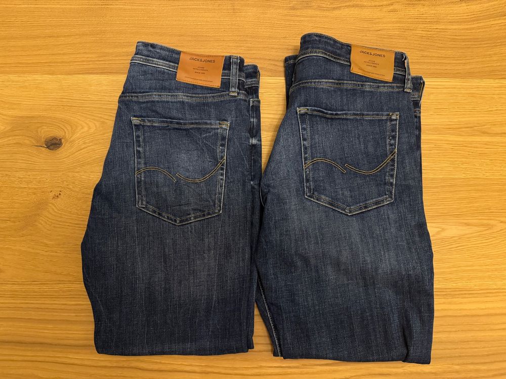2 Paar Jack & Jones Comfort/ Mike Gr. 33/32 Jeans 1