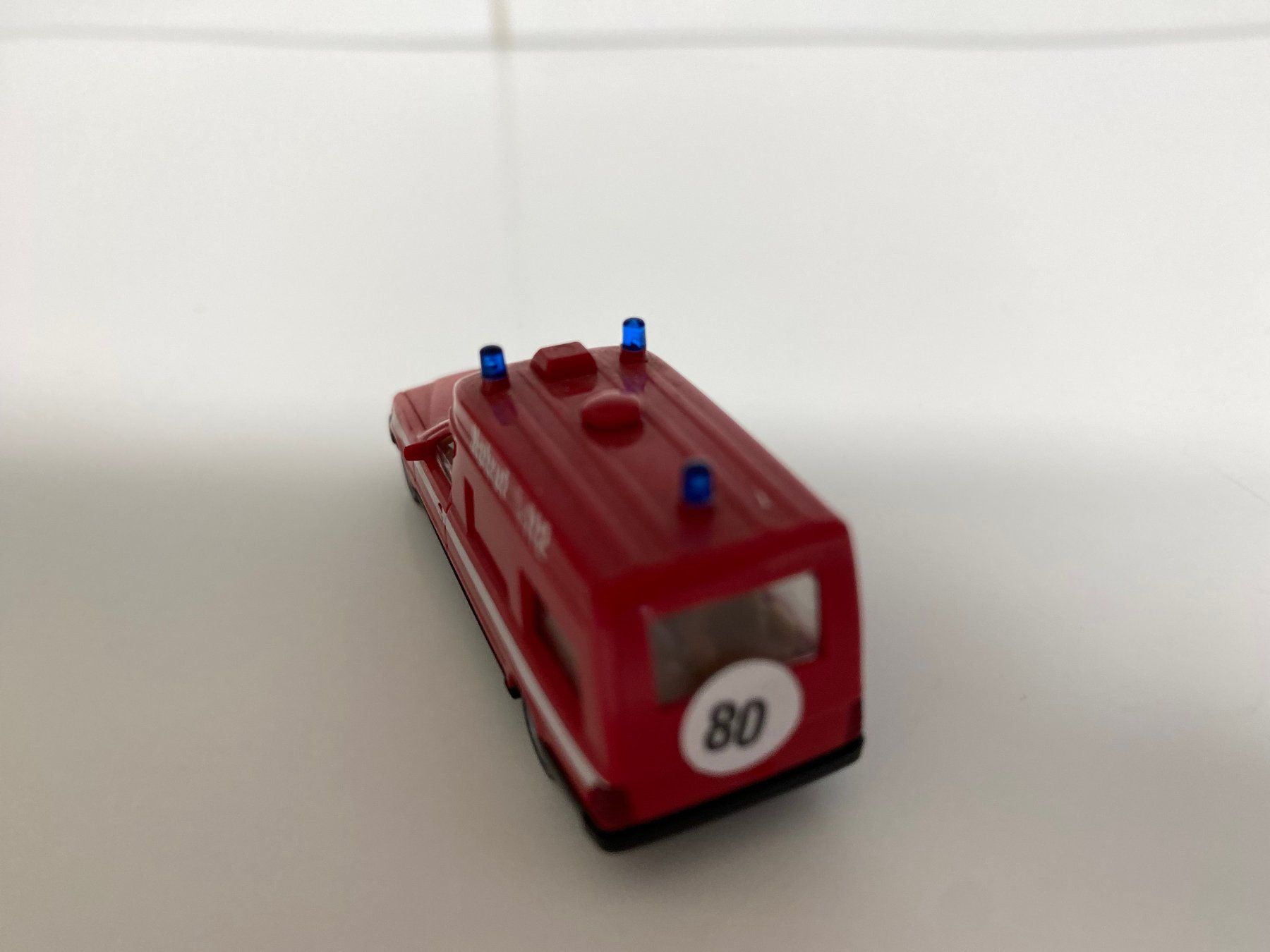 Wiking Modellautos: Wiking Feuerwehr Mercedes 80 – Gebraucht aus Stäfa von elcondor245 3