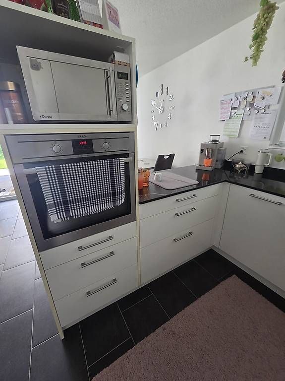 Cucine complete: Komplett Küche mit Geräten von AEG – Usato da Egerkingen venduto da D-Sweety 4