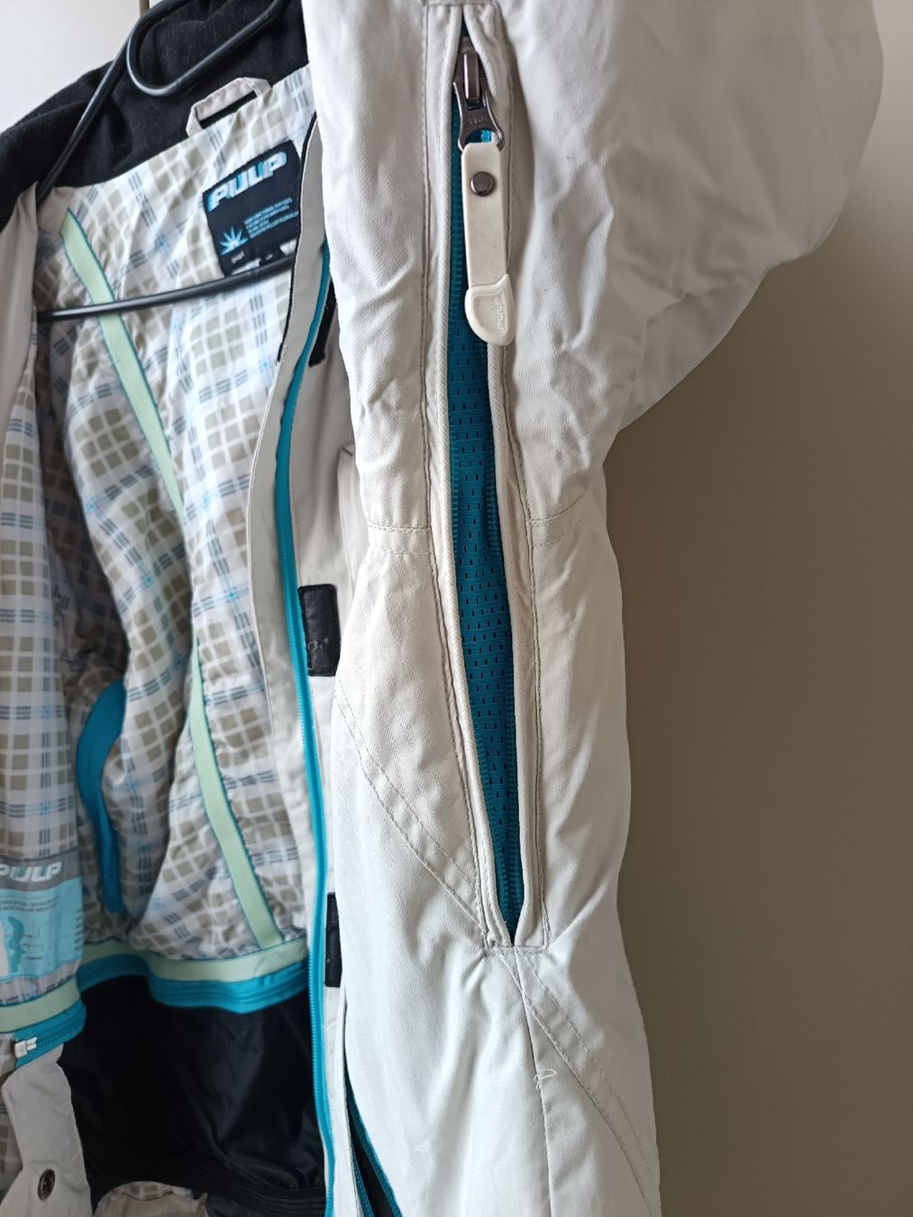 Jacken: Skijacke Pulp beige Gr. S – Gebraucht aus Montlingen von Akitoichiro 6