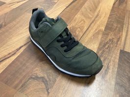 Freizeitschuhe oliv-grün Gr. 35 Knaben