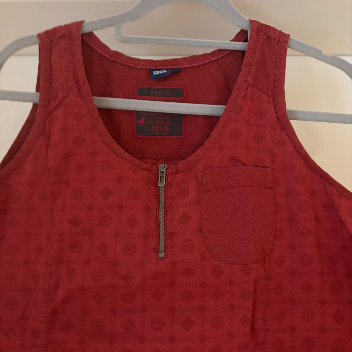 Cecil Top: Top von Cecil  – Usato da Balsthal venduto da wasserente 1